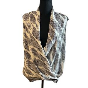 Pleione Sleeveless Faux Wrap Blouse Black White Geometric Pattern Size S